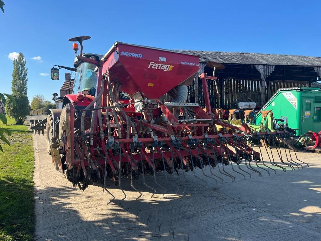 Lely Tulip/Accord 3 Meter Combination - Combine seed drill: picture 1 Lely Tulip/Accord 3 Meter Combination - Combine seed drill: picture 1