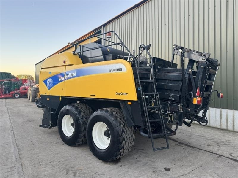 New Holland BB9060 Baler - Square baler: picture 2 New Holland BB9060 Baler - Square baler: picture 2
