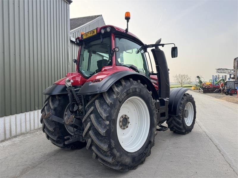 Valtra T194 Versu **50k Transmission** - Farm tractor: picture 4 Valtra T194 Versu **50k Transmission** - Farm tractor: picture 4