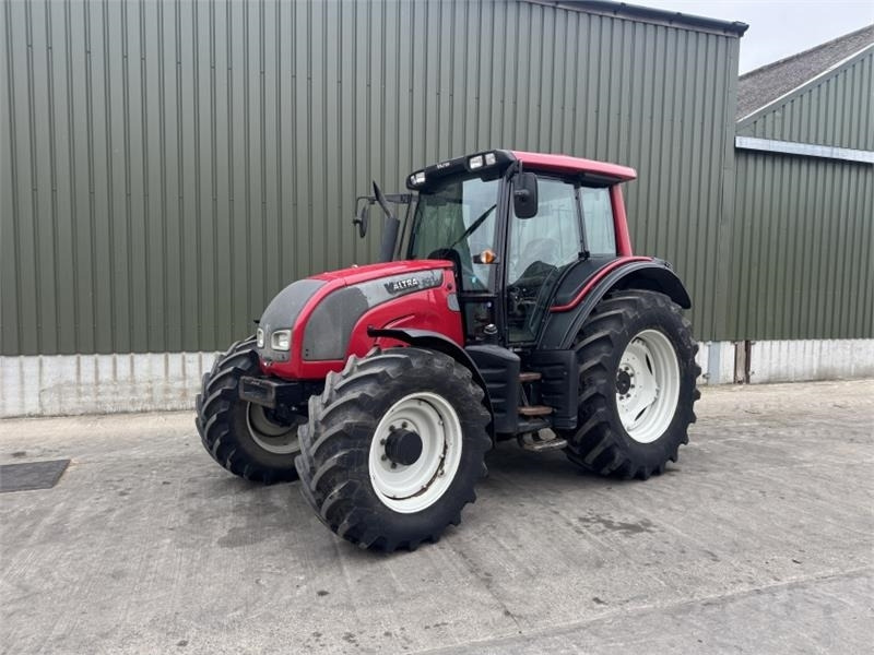 Valtra Valtra N121 Tractor - Farm tractor: picture 1 Valtra Valtra N121 Tractor - Farm tractor: picture 1