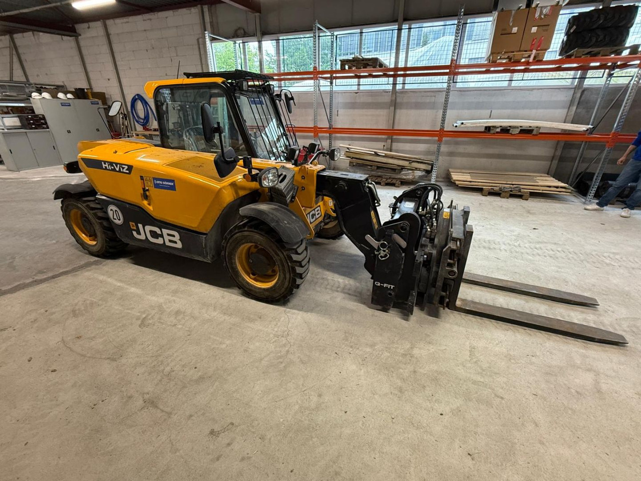 JCB 525-60T5 Hi-Viz - Telescopic wheel loader: picture 2 JCB 525-60T5 Hi-Viz - Telescopic wheel loader: picture 2