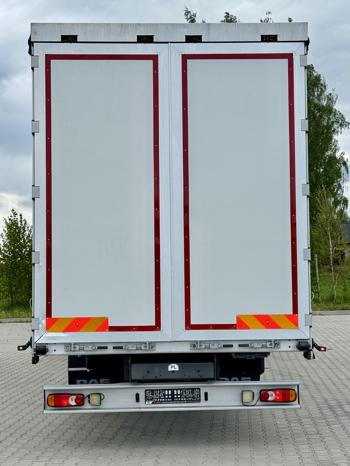 DAF CF 320 / FIRANKA / 24 EUROPALETY / SYPIALKA / AUTOMAT / KLIMA POSTOJOWA / 2017 ROK - Curtain side truck: picture 5 DAF CF 320 / FIRANKA / 24 EUROPALETY / SYPIALKA / AUTOMAT / KLIMA POSTOJOWA / 2017 ROK - Curtain side truck: picture 5