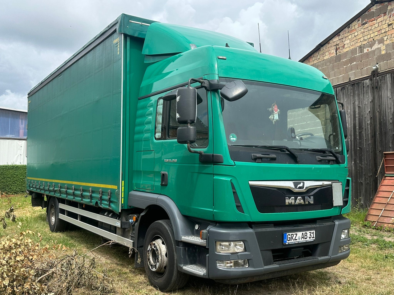 MAN TGM 12.250 / 15.250 / FIRANKA / WINDA / AUTOMAT / 18 PALET / SYPIALKA / 2017 ROK - Curtain side truck: picture 1 MAN TGM 12.250 / 15.250 / FIRANKA / WINDA / AUTOMAT / 18 PALET / SYPIALKA / 2017 ROK - Curtain side truck: picture 1