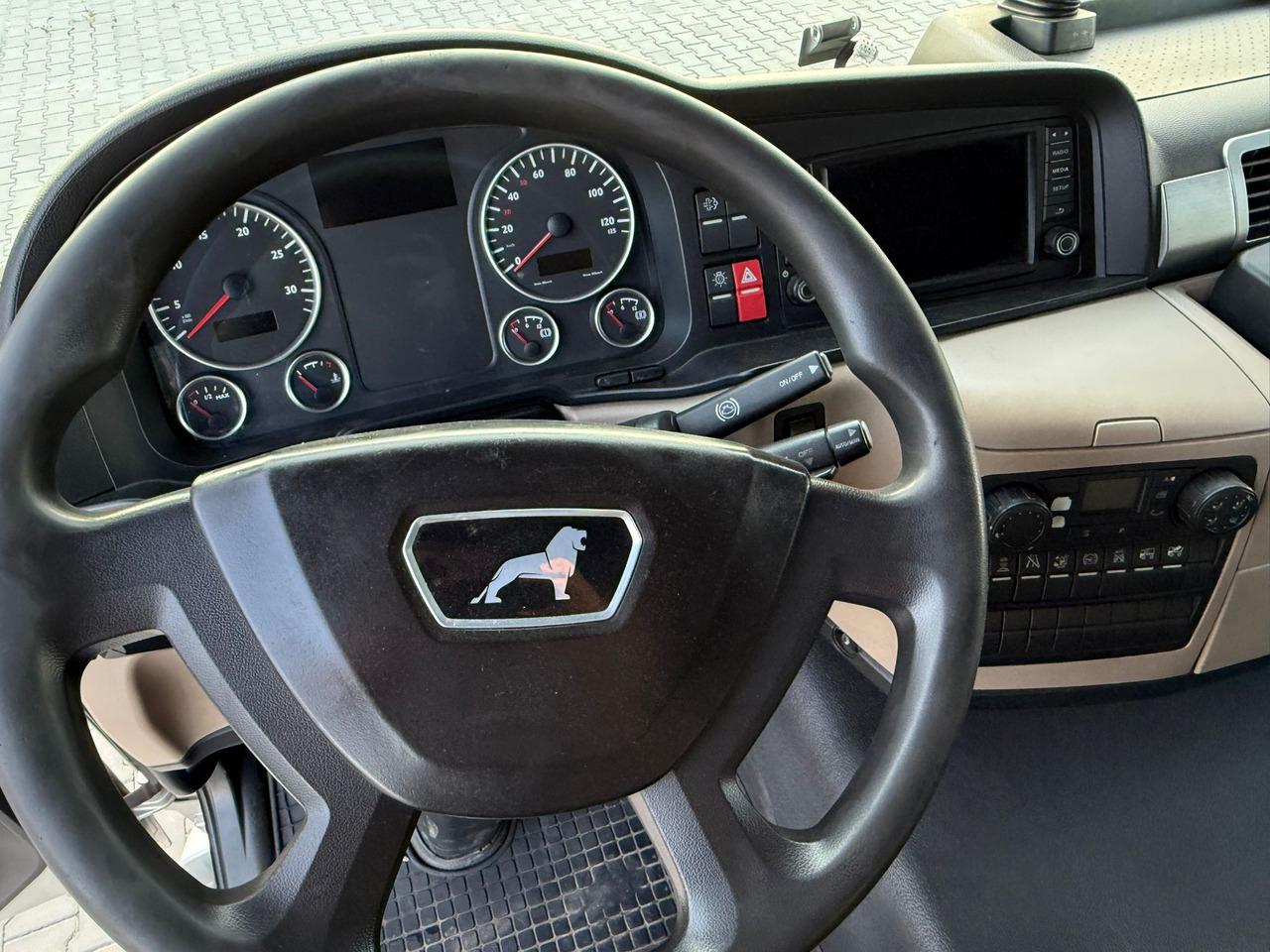 Curtain side truck MAN TGM 12.250 / TGL / BURTO - FIRANKA / WINDA / 18 PALET / AUTOMAT: picture 24