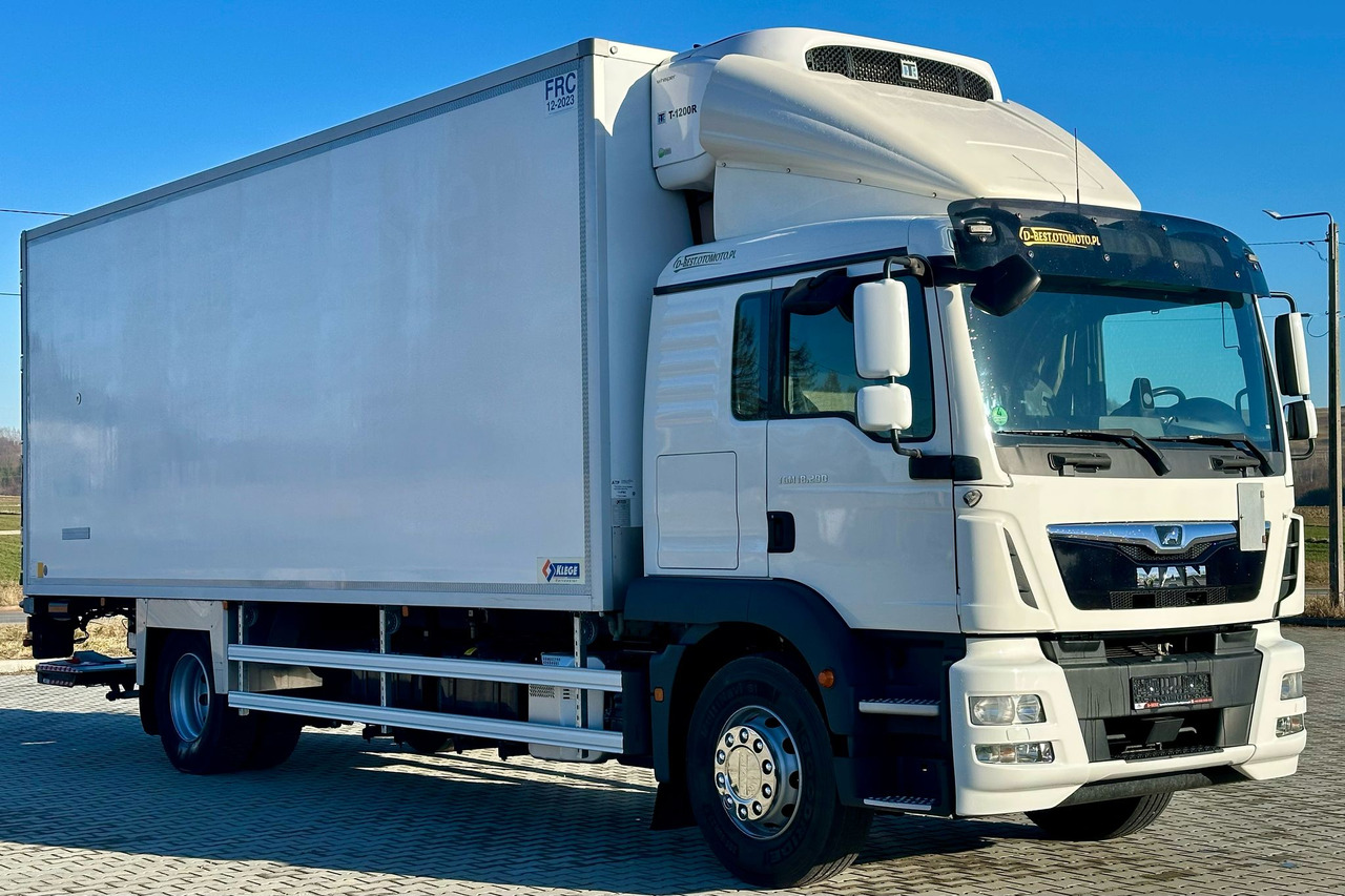 MAN TGM 18.290 / CHŁODNIA / WINDA / 18 EUROPALET / NISKI PRZEBIEG / AUTOMAT/ DRUKARKA / SYPIALKA / 2018 ROK / THERMO KING 1200 - Refrigerated truck: picture 1 MAN TGM 18.290 / CHŁODNIA / WINDA / 18 EUROPALET / NISKI PRZEBIEG / AUTOMAT/ DRUKARKA / SYPIALKA / 2018 ROK / THERMO KING 1200 - Refrigerated truck: picture 1