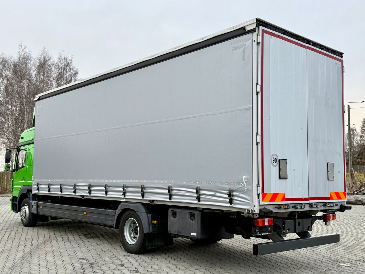 MERCEDES-BENZ ATEGO 1530 / FIRANKA / 20 EUROPALET / 8.10 M DŁUGOŚCI / 250 TYŚ KM / 2020 ROK / ZSUWANY DACH / SYPIALKA / AUTOMAT / EURO 6 - Curtain side truck: picture 3 MERCEDES-BENZ ATEGO 1530 / FIRANKA / 20 EUROPALET / 8.10 M DŁUGOŚCI / 250 TYŚ KM / 2020 ROK / ZSUWANY DACH / SYPIALKA / AUTOMAT / EURO 6 - Curtain side truck: picture 3