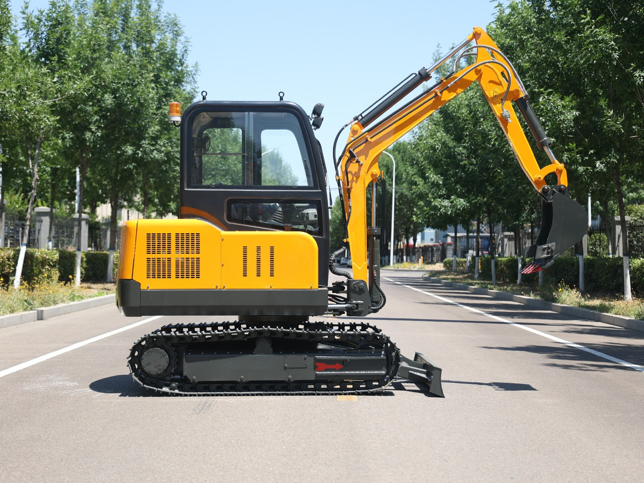 Müller Machinery Diesel Mini excavator 4 ton - Müller Machinery MB 40 - KSH Xinchai 4D32 Motor - Mini excavator: picture 2 Müller Machinery Diesel Mini excavator 4 ton - Müller Machinery MB 40 - KSH Xinchai 4D32 Motor - Mini excavator: picture 2