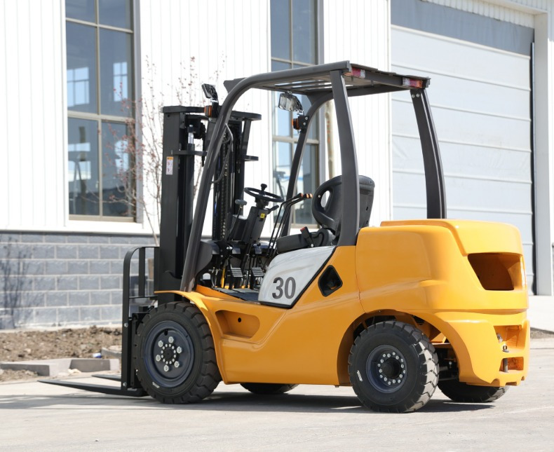 Müller Machinery MFD 30 - Diesel forklift: picture 5 Müller Machinery MFD 30 - Diesel forklift: picture 5