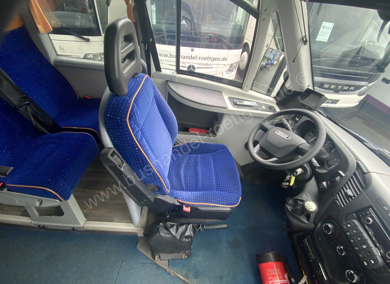 Minibus, People carrier Iveco Irisbus 70C17: picture 17