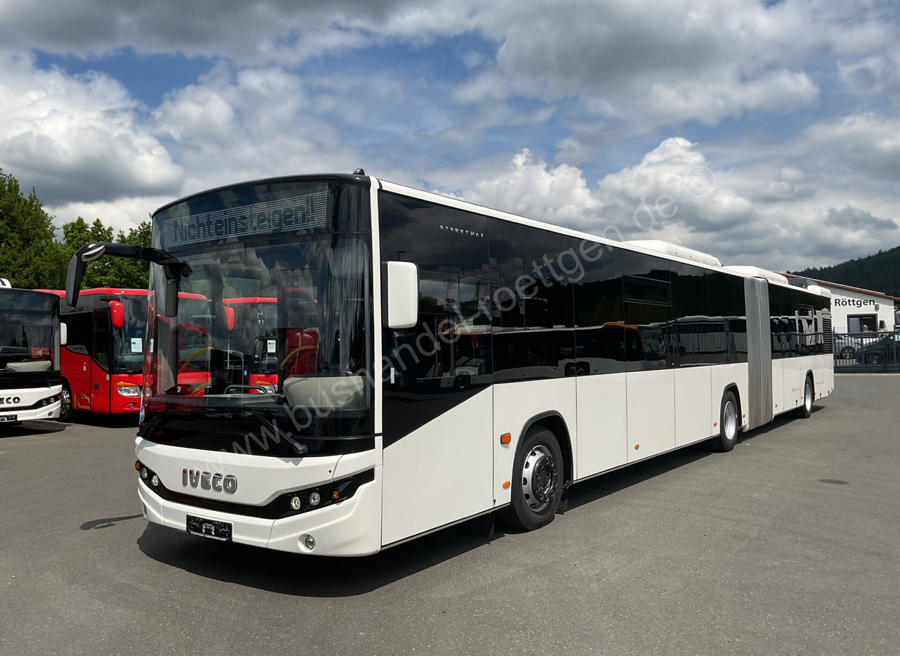 Iveco Streetway - Articulated bus: picture 2 Iveco Streetway - Articulated bus: picture 2
