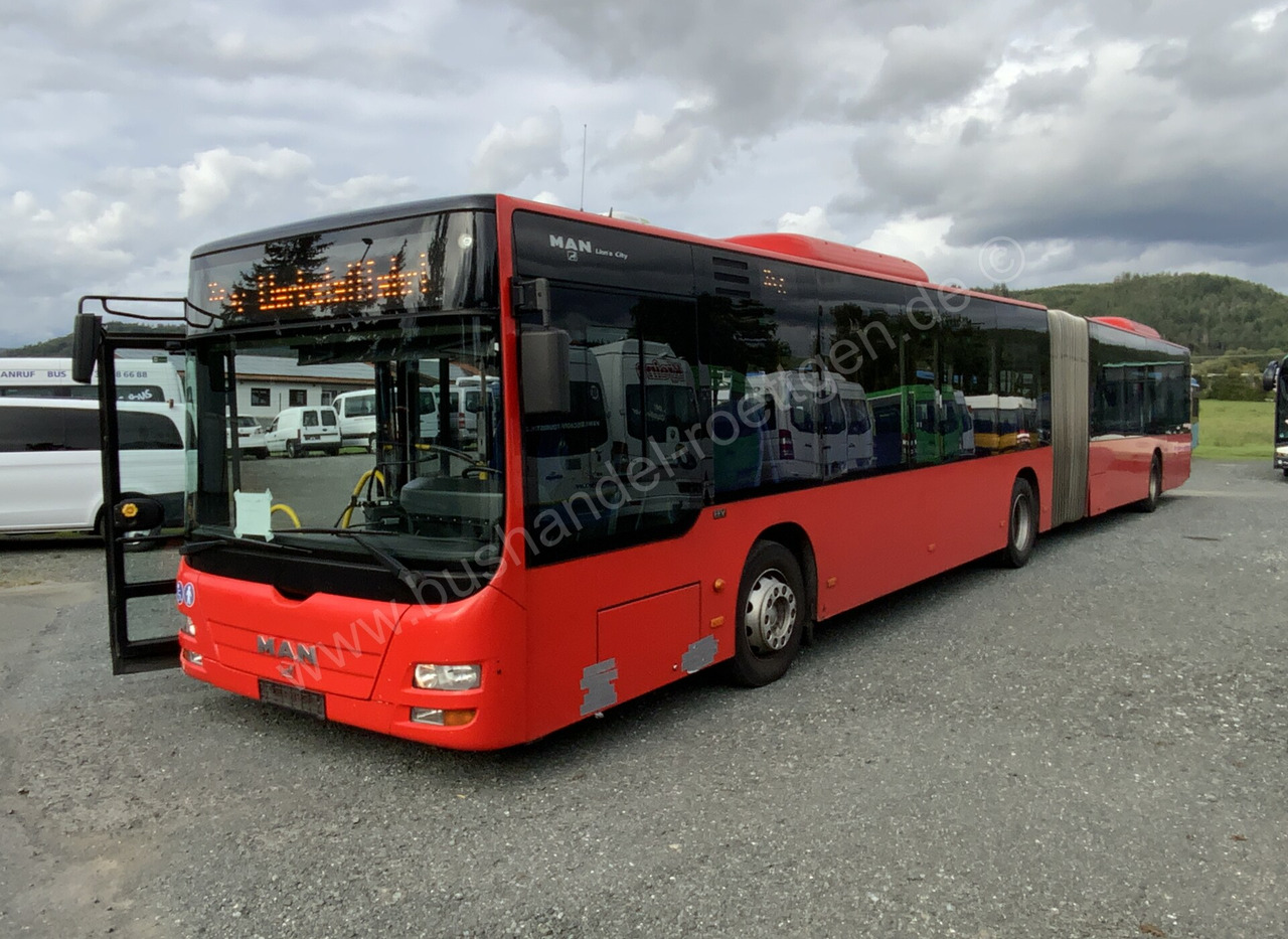 MAN A 23 Lions City - Articulated bus: picture 2 MAN A 23 Lions City - Articulated bus: picture 2