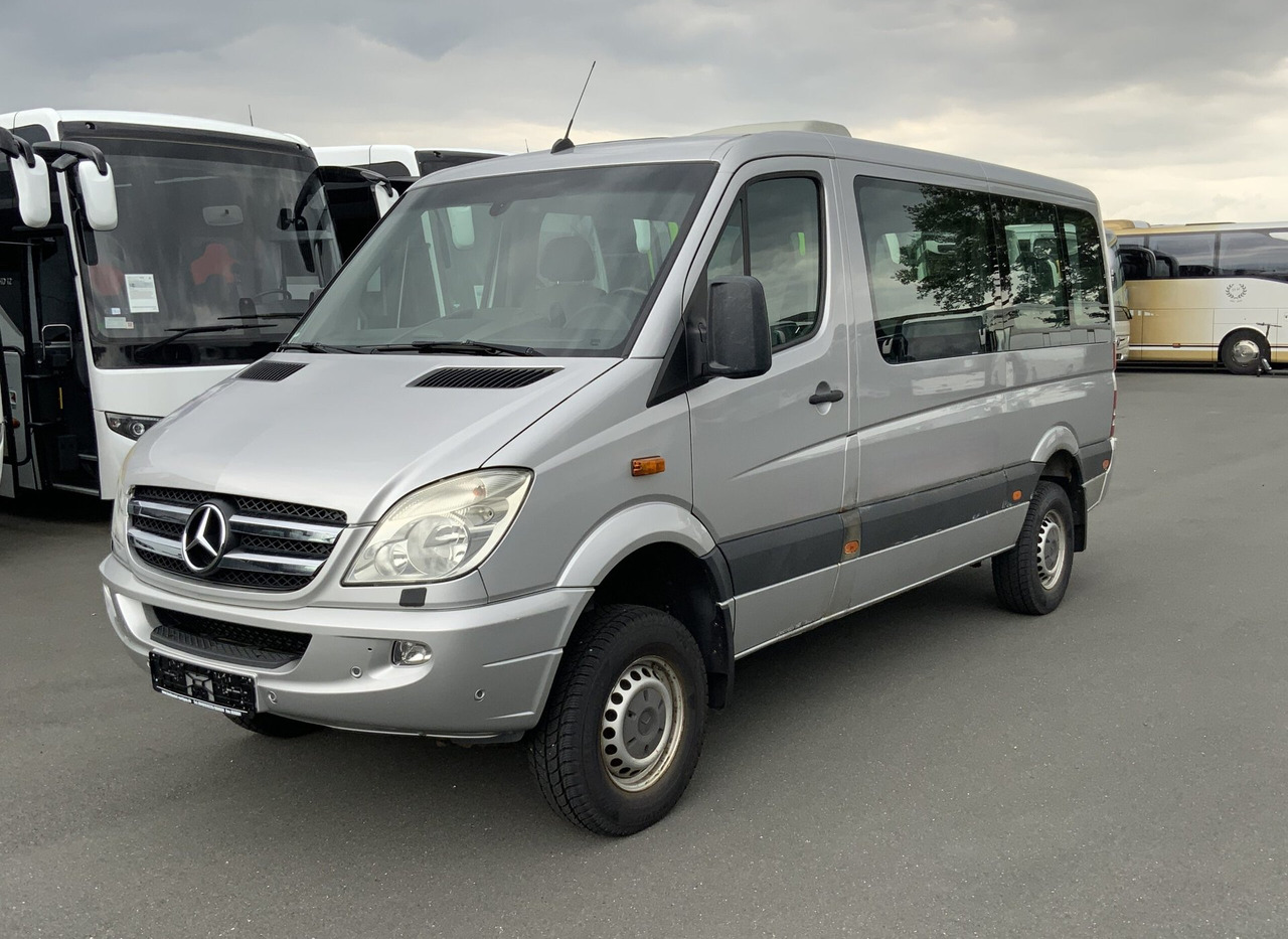 Mercedes-Benz 315 CDI Sprinter - Minibus, People carrier: picture 2 Mercedes-Benz 315 CDI Sprinter - Minibus, People carrier: picture 2