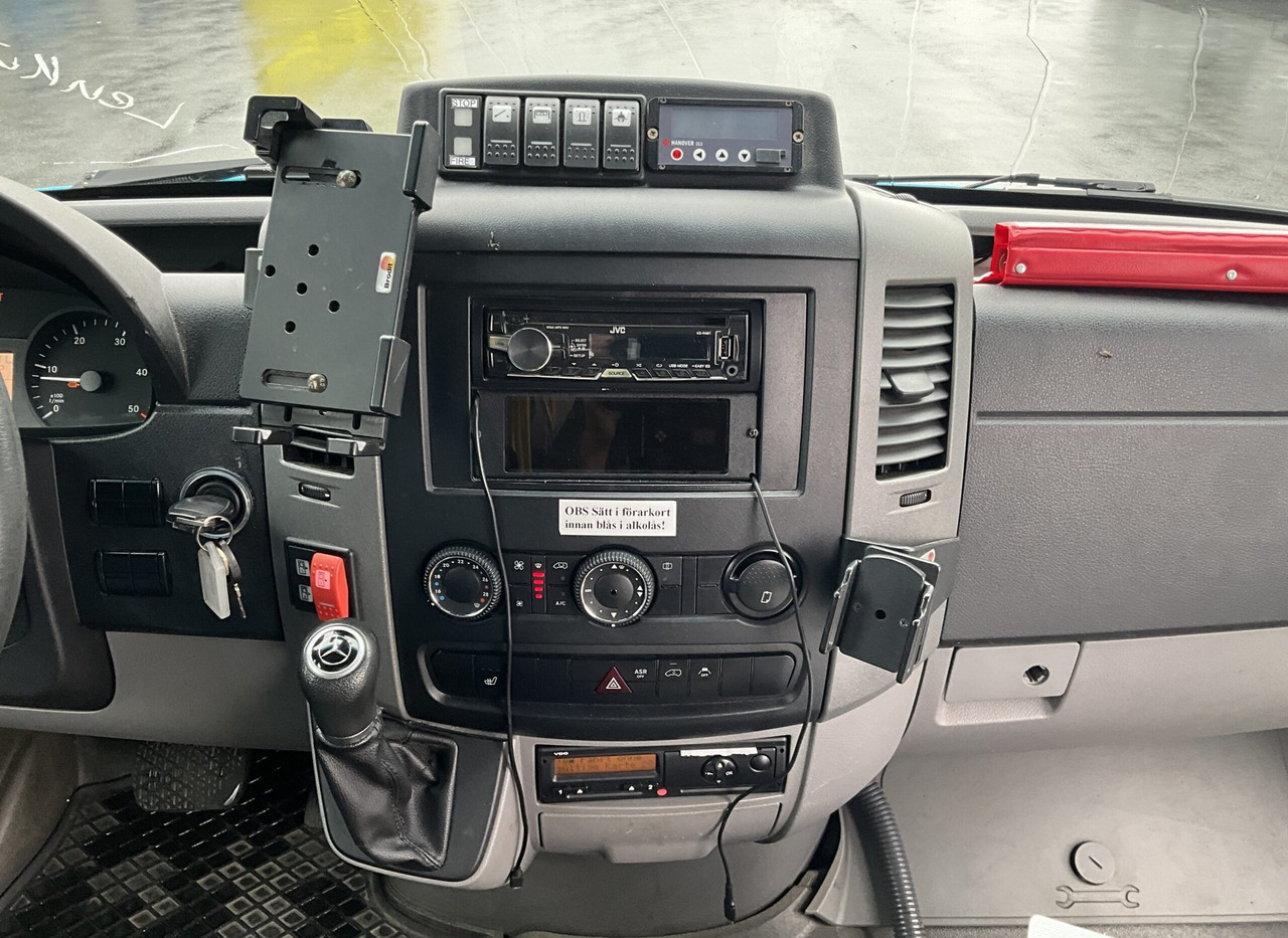 Minibus, People carrier Mercedes-Benz 516 CDI Sprinter LE: picture 15