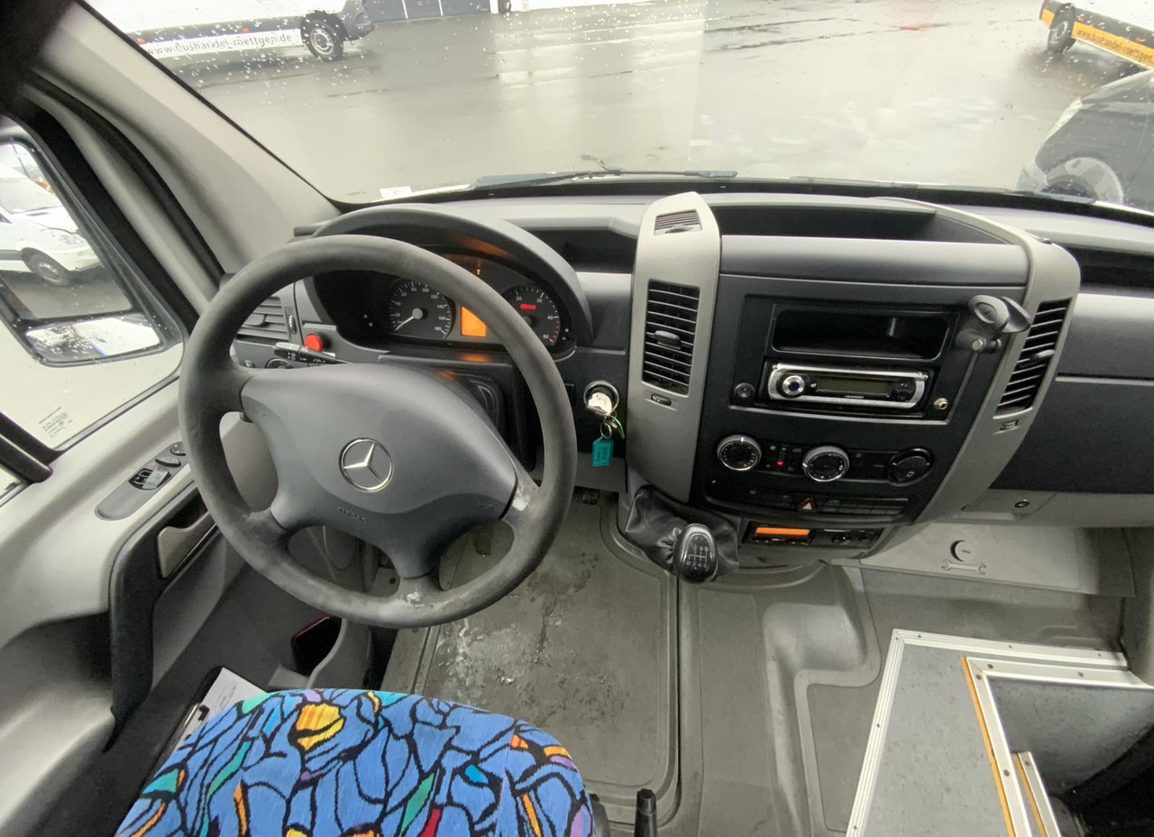 Interior photo 1: Minibus, People carrier Mercedes-Benz 519 CDI Sprinter