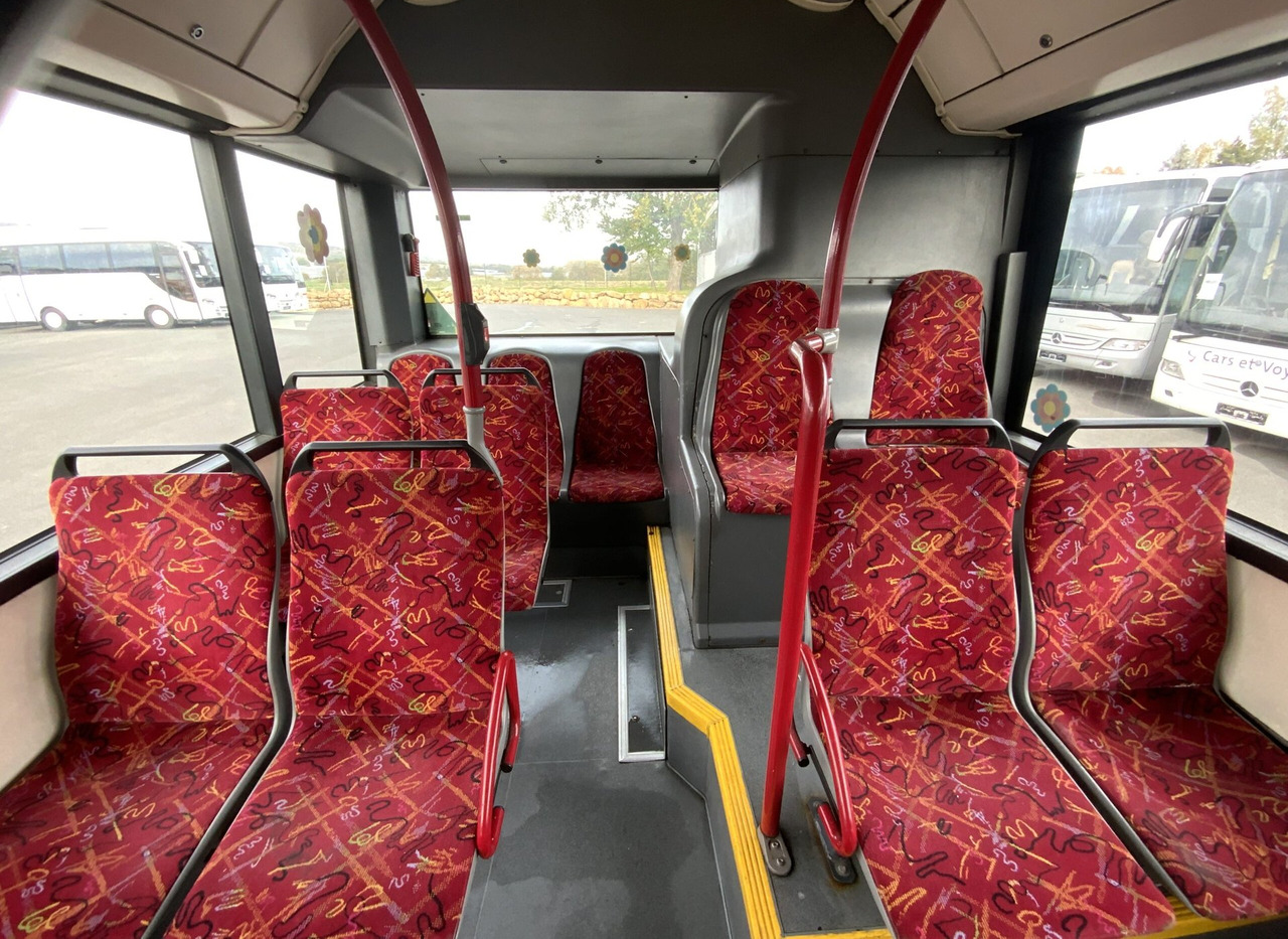 City bus Volvo 7700: picture 15