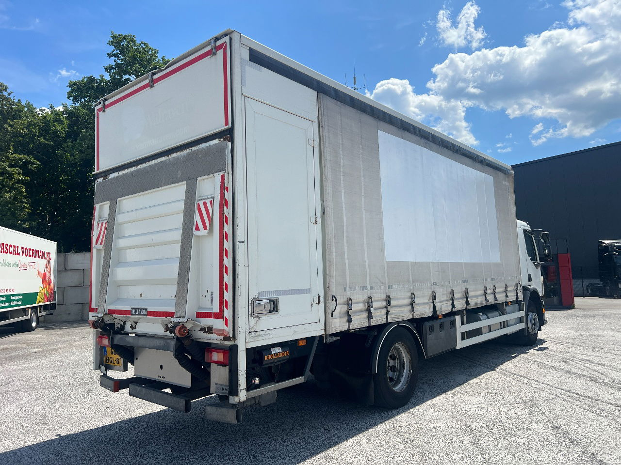 Volvo FE 250 Euro 6, 19T - Curtain side truck: picture 3 Volvo FE 250 Euro 6, 19T - Curtain side truck: picture 3