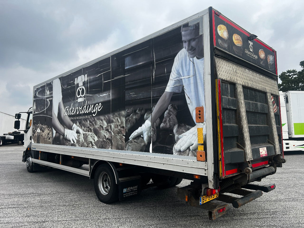 Volvo FL 12.240 Euro 5, NL truck - Box truck: picture 4 Volvo FL 12.240 Euro 5, NL truck - Box truck: picture 4