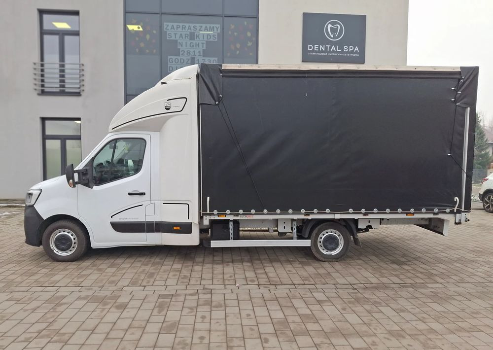 Renault Master - Curtain side van: picture 5 Renault Master - Curtain side van: picture 5