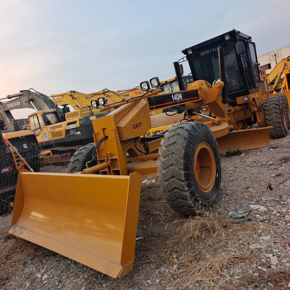 CAT 140 H - Grader: picture 2 CAT 140 H - Grader: picture 2