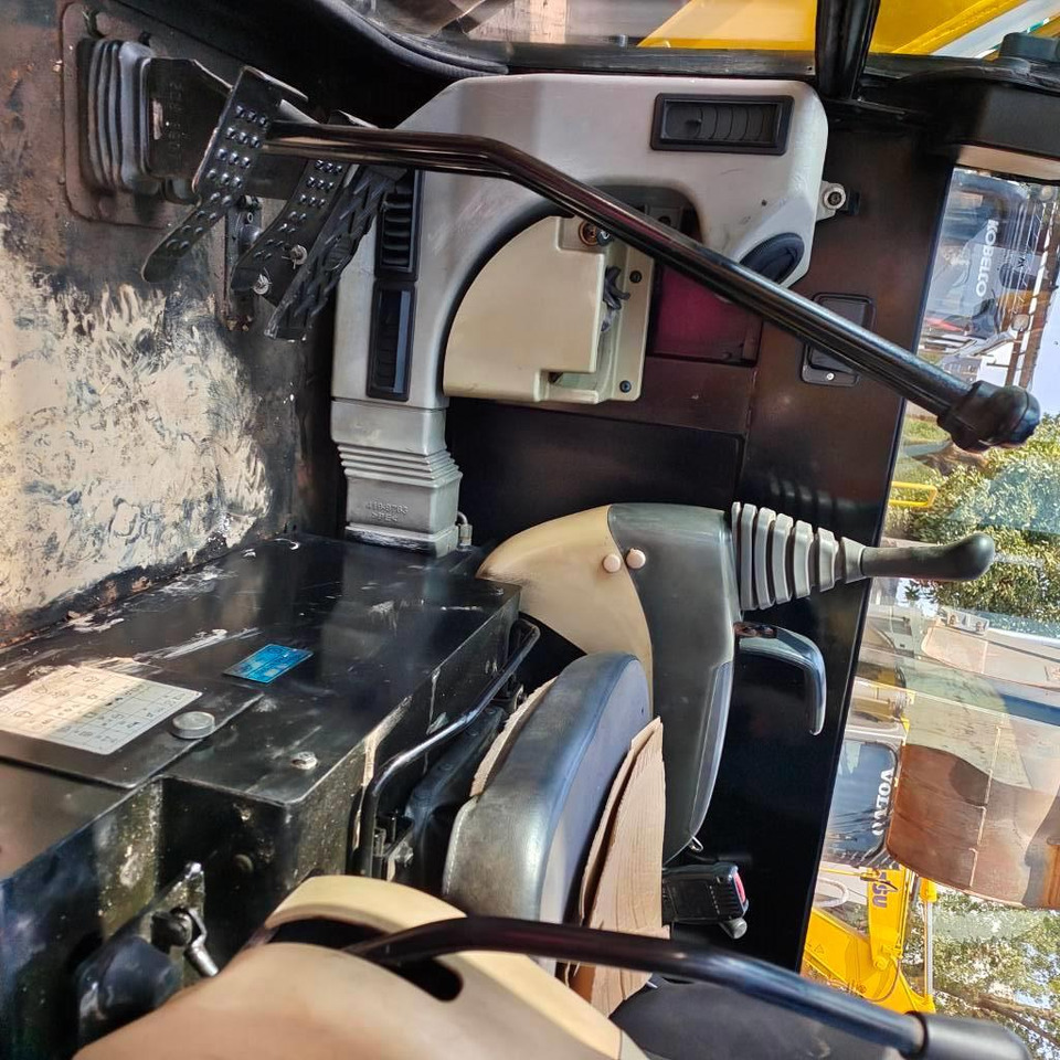 CAT 305.5 E - Mini excavator: picture 2 CAT 305.5 E - Mini excavator: picture 2
