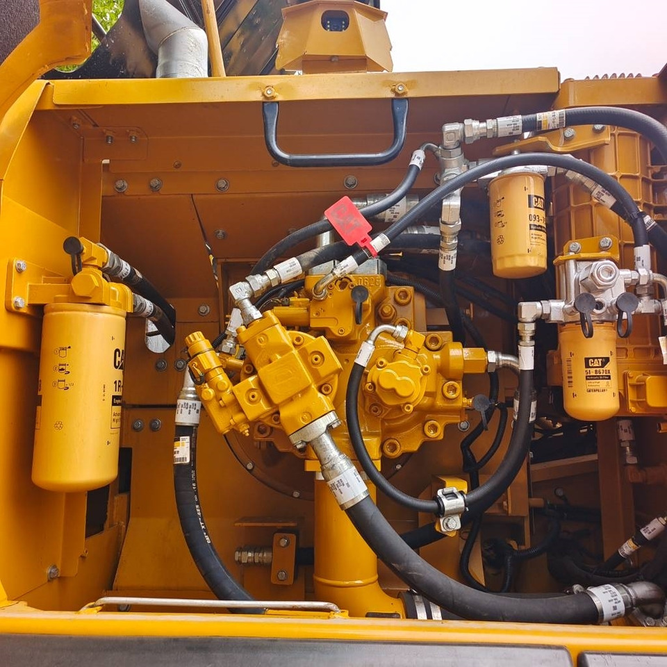 CAT 336D2 - Crawler excavator: picture 5 CAT 336D2 - Crawler excavator: picture 5