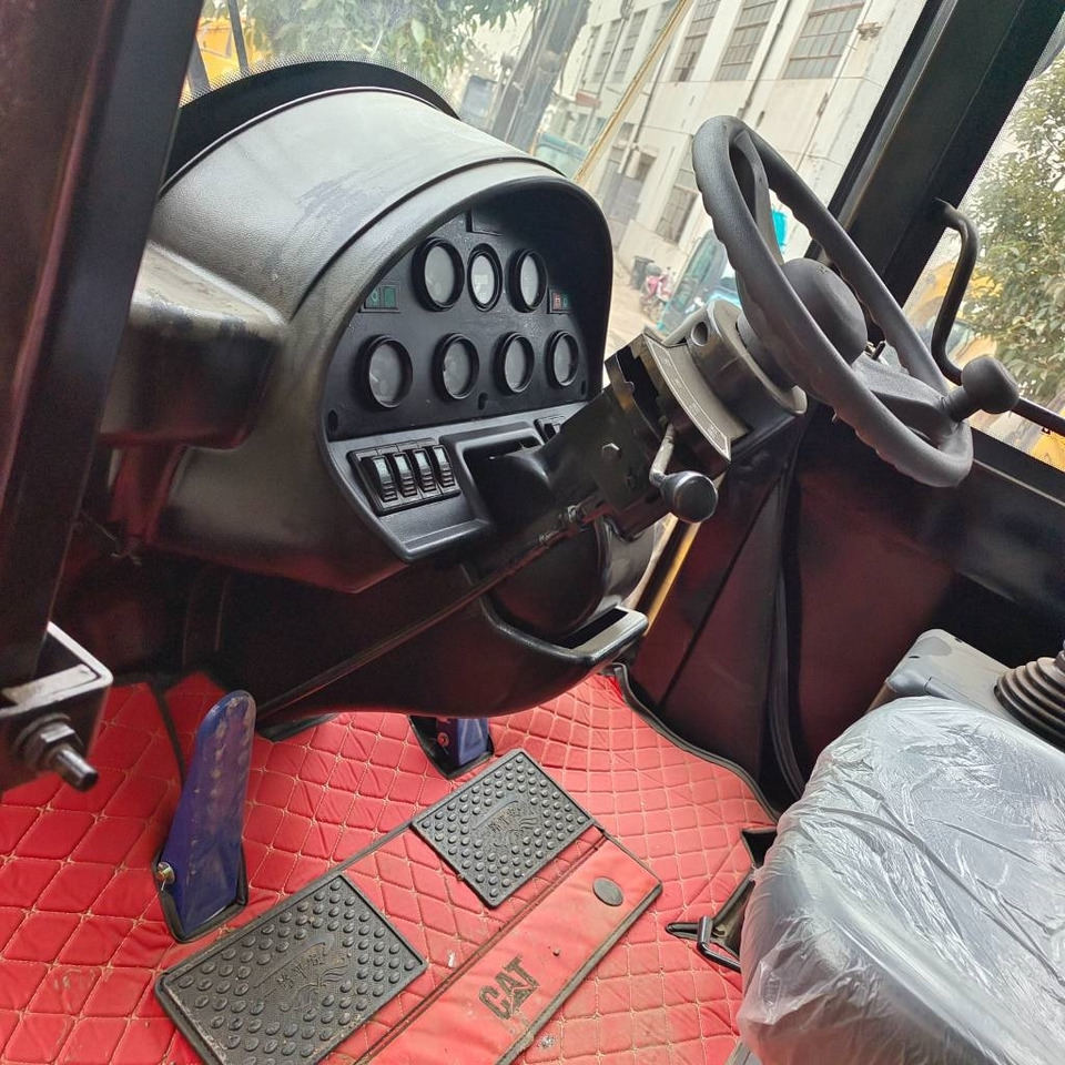 CAT 966 H - Crawler excavator: picture 5 CAT 966 H - Crawler excavator: picture 5