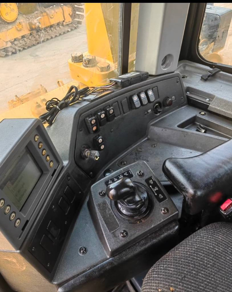 CAT D 8 T - Bulldozer: picture 4 CAT D 8 T - Bulldozer: picture 4