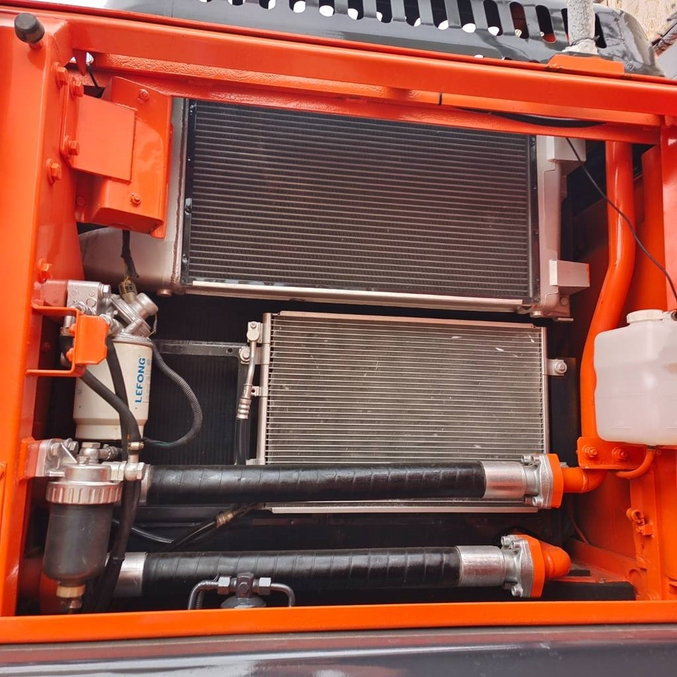 Doosan DX 300 - Crawler excavator: picture 4 Doosan DX 300 - Crawler excavator: picture 4