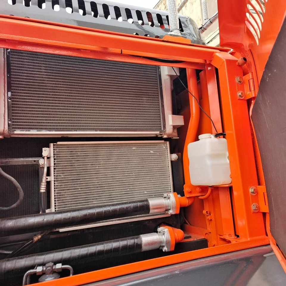 Doosan DX 300 - Crawler excavator: picture 5 Doosan DX 300 - Crawler excavator: picture 5