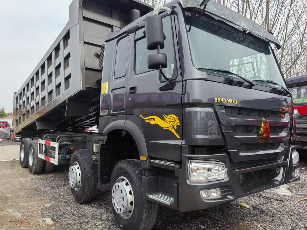 Howo 371 8X4 - Tipper: picture 1 Howo 371 8X4 - Tipper: picture 1