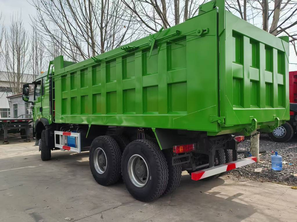 Howo 371 - Tipper: picture 2 Howo 371 - Tipper: picture 2