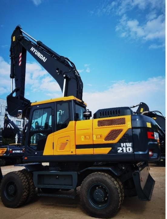 Hyundai 210W-9 - Wheel excavator: picture 3 Hyundai 210W-9 - Wheel excavator: picture 3