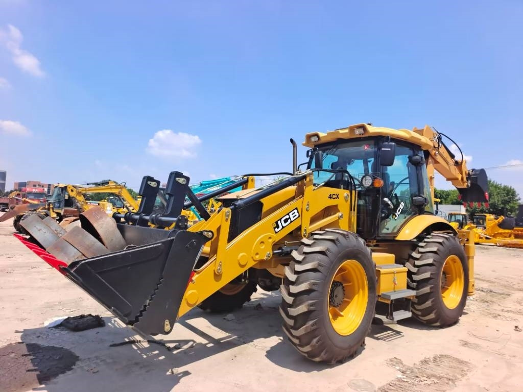 JCB 4 CX Brand new machine - Backhoe loader: picture 5 JCB 4 CX Brand new machine - Backhoe loader: picture 5
