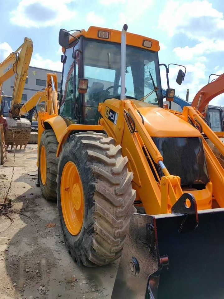 Backhoe loader JCB 4 CX: picture 13