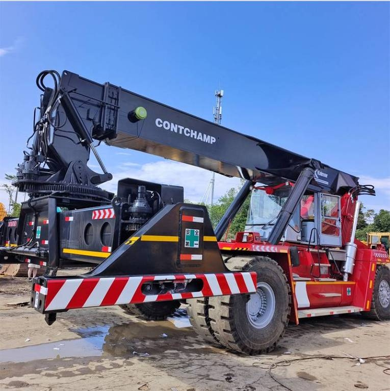 Kalmar DRF 450 - Reach stacker: picture 1 Kalmar DRF 450 - Reach stacker: picture 1