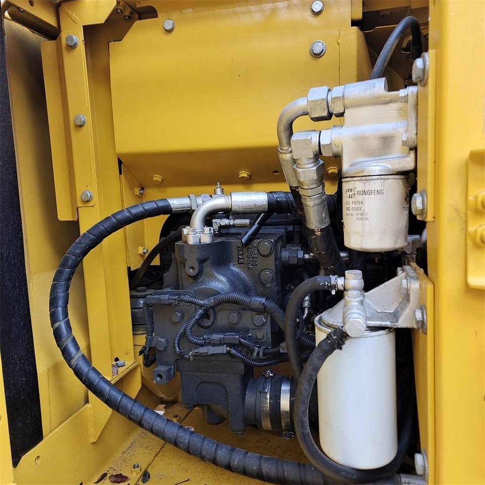 Komatsu PC 130 - Crawler excavator: picture 3 Komatsu PC 130 - Crawler excavator: picture 3