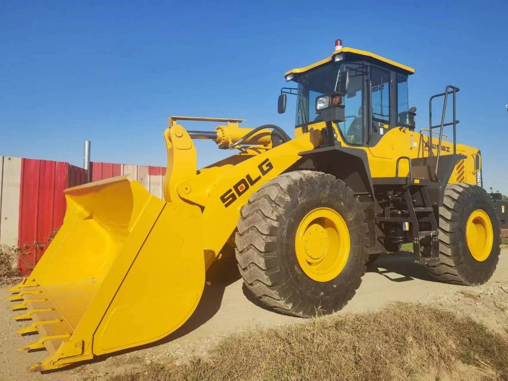 Komatsu WA 380 - Wheel loader: picture 1 Komatsu WA 380 - Wheel loader: picture 1