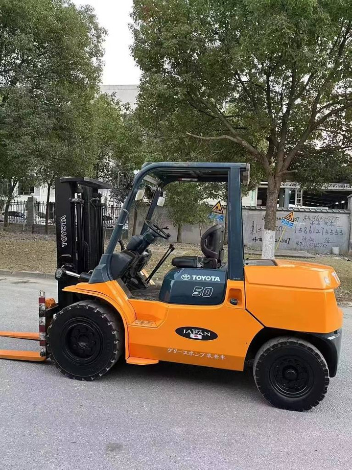 Toyota FD 50 - Diesel forklift: picture 4 Toyota FD 50 - Diesel forklift: picture 4