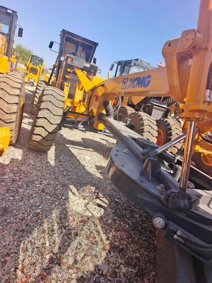 Grader XCMG GR 180: picture 8 Grader XCMG GR 180: picture 8