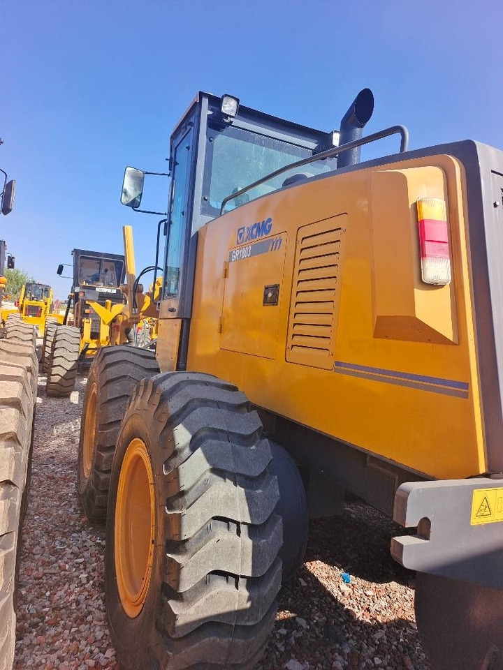 XCMG GR 180 - Grader: picture 3 XCMG GR 180 - Grader: picture 3