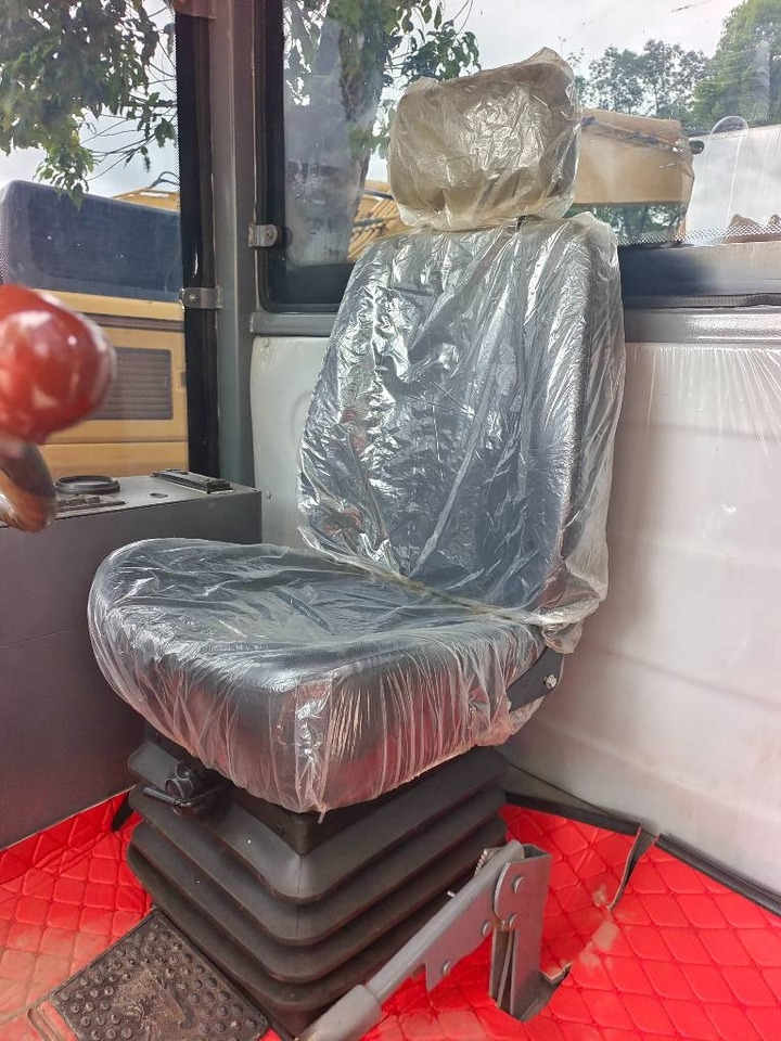 XCMG GR 2153 - Grader: picture 4 XCMG GR 2153 - Grader: picture 4