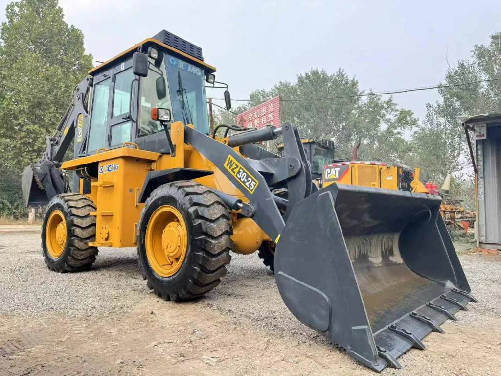 XCMG WZ 30-25 - Backhoe loader: picture 2 XCMG WZ 30-25 - Backhoe loader: picture 2