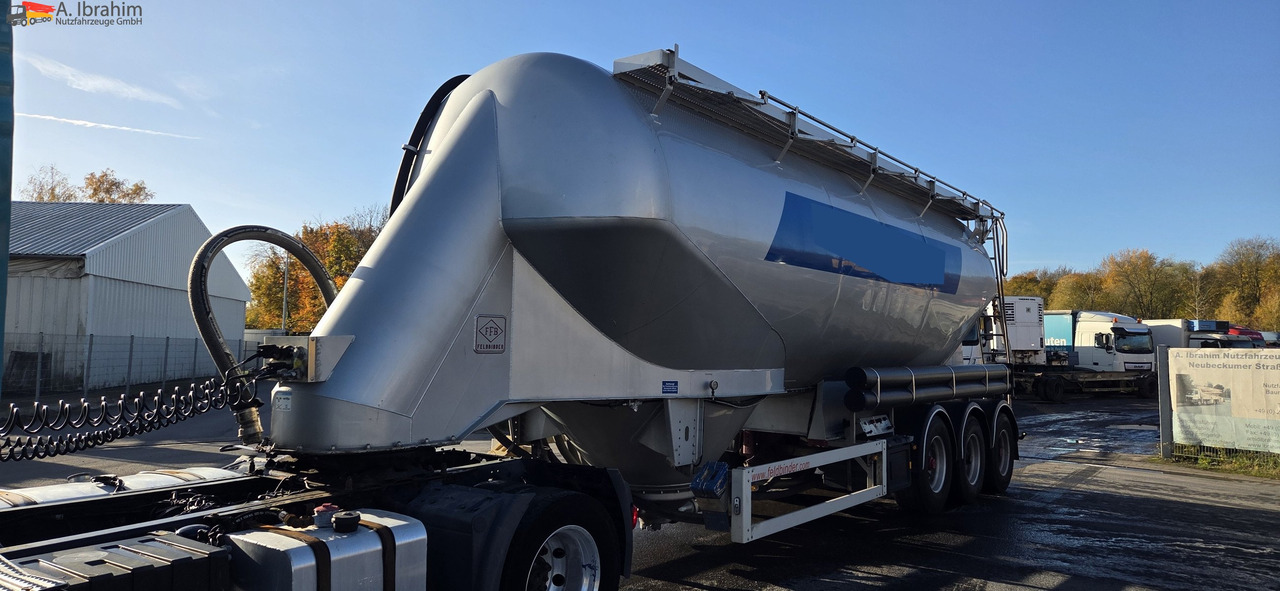 Silo semi-trailer Feldbinder EUT 40.3 Liftachse, Scheibenbremse Topzustand | einsatzbereit: picture 1