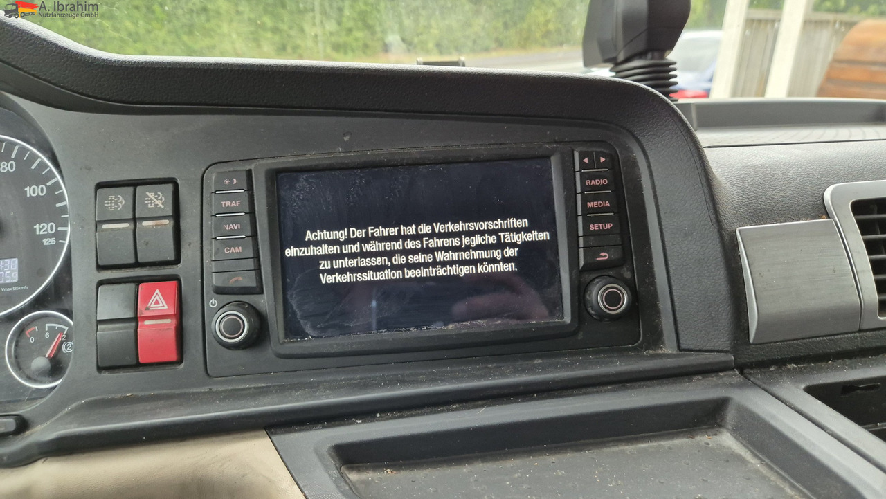 MAN 8.250 7,30 m Koffer, Navi, Topzustand - Closed box van: picture 2 MAN 8.250 7,30 m Koffer, Navi, Topzustand - Closed box van: picture 2