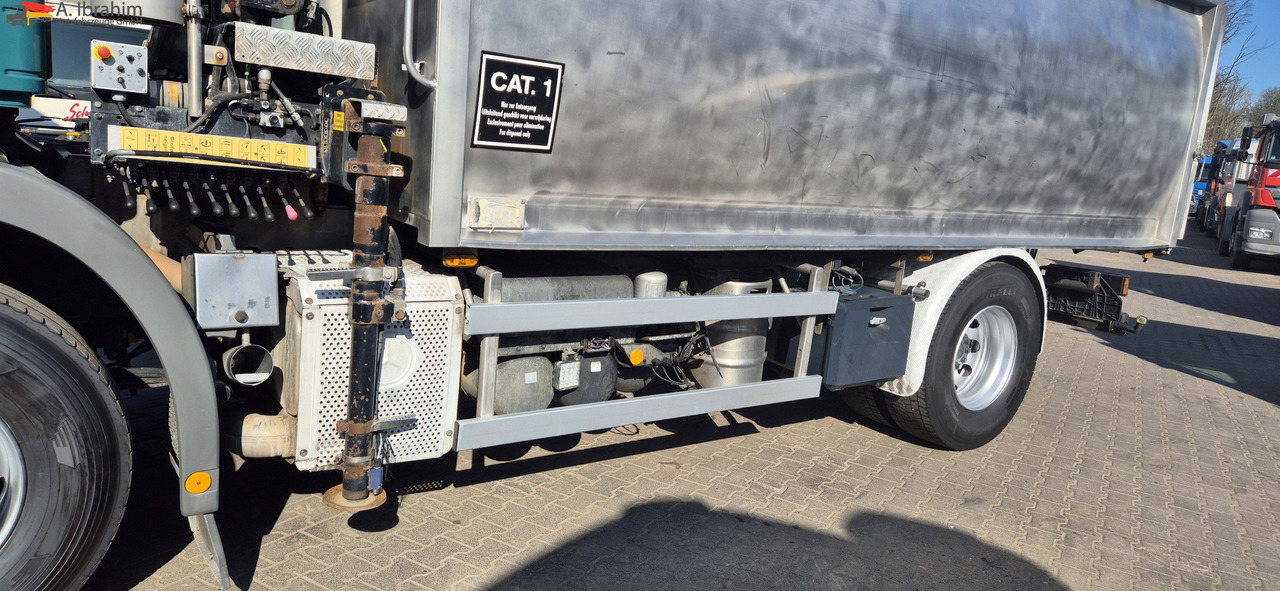 Mercedes-Benz 1824 Kipper Kran, Edelstahlaufbau Tierentsorgung - Tipper, Crane truck: picture 5 Mercedes-Benz 1824 Kipper Kran, Edelstahlaufbau Tierentsorgung - Tipper, Crane truck: picture 5