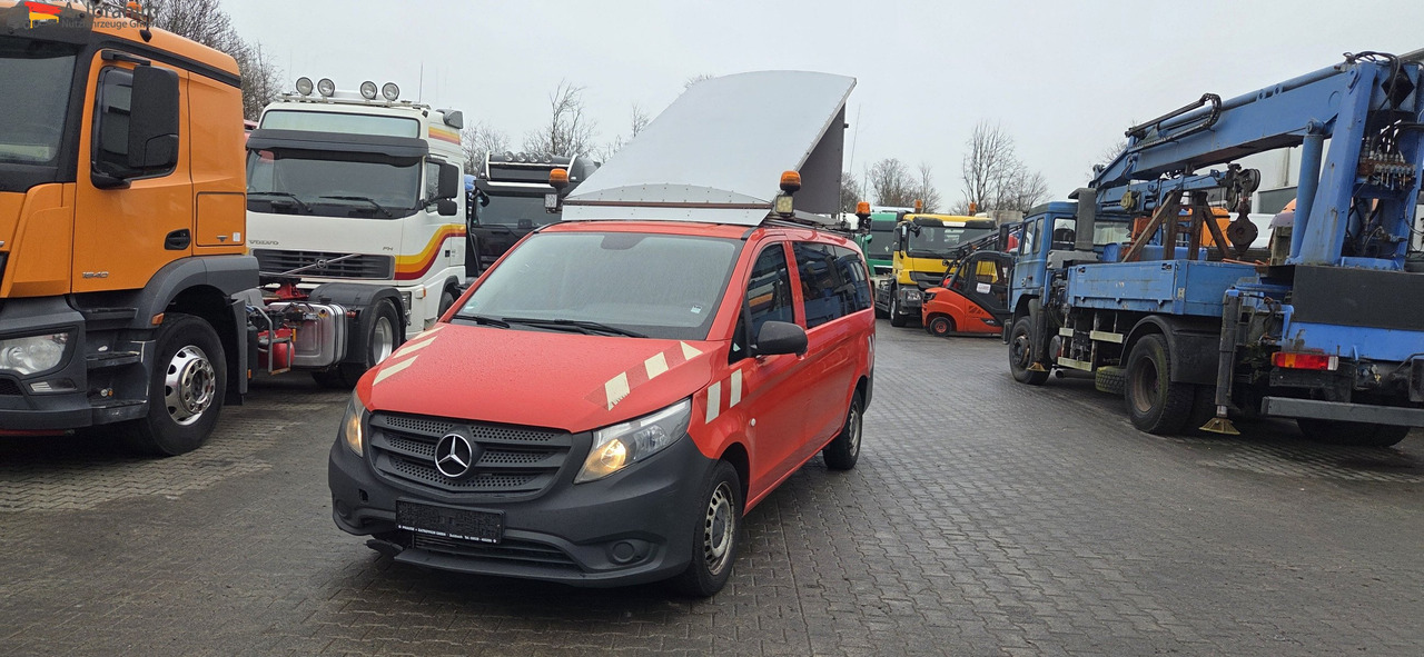 Mercedes-Benz Vito Tourer BF 3-GST Zeichen Anlage 3050 kg zzGw - Food truck: picture 1 Mercedes-Benz Vito Tourer BF 3-GST Zeichen Anlage 3050 kg zzGw - Food truck: picture 1