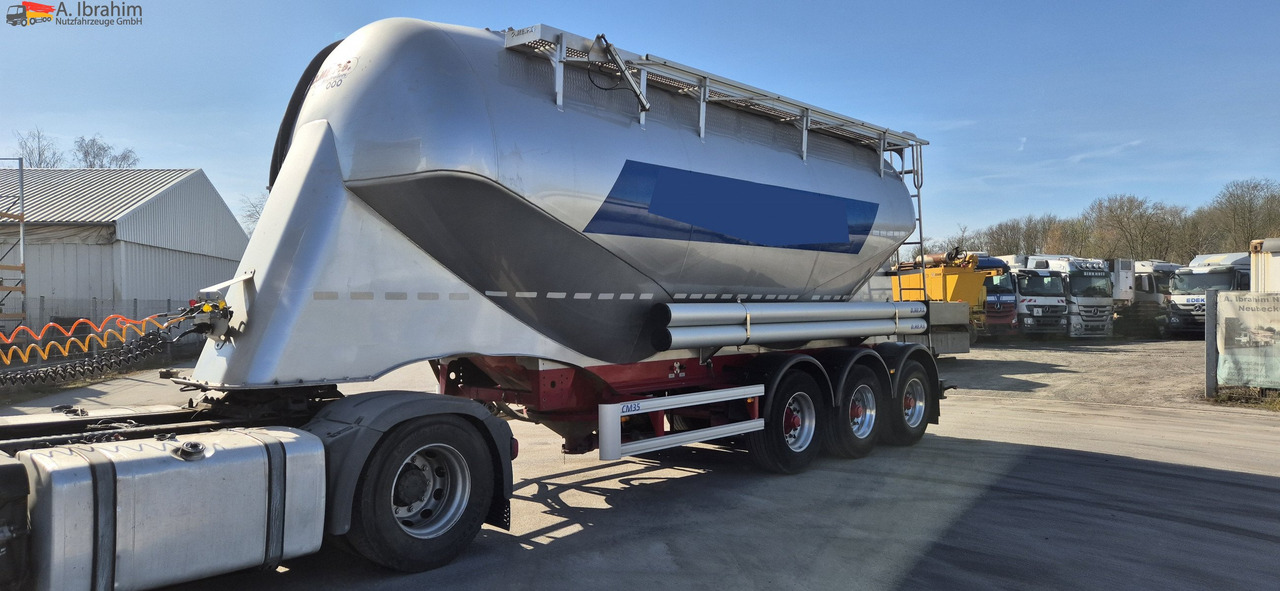 O.M.E.P.S Unfall, voll fahrbereit 35 cbm - Silo semi-trailer: picture 1 O.M.E.P.S Unfall, voll fahrbereit 35 cbm - Silo semi-trailer: picture 1