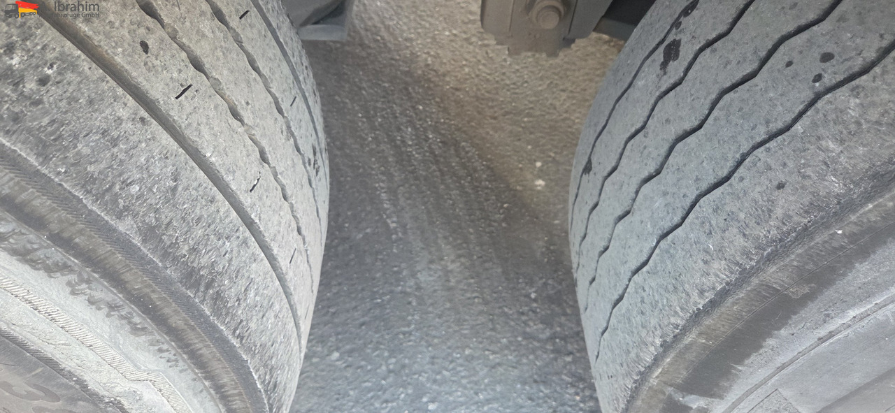 Schmitz Cargobull SKO24 | SCB*S3B | 39t | -30°C | Lift-Achse | Scheibenbremse - Refrigerated semi-trailer: picture 5 Schmitz Cargobull SKO24 | SCB*S3B | 39t | -30°C | Lift-Achse | Scheibenbremse - Refrigerated semi-trailer: picture 5