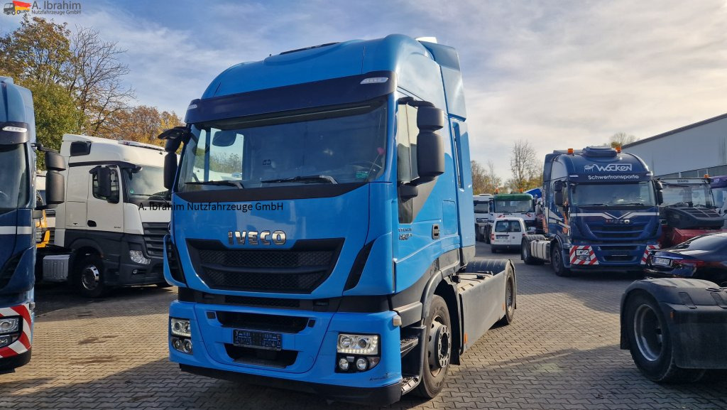 Iveco Stralis 460 Vollspoiler 3x vorhanden - Tractor unit: picture 1 Iveco Stralis 460 Vollspoiler 3x vorhanden - Tractor unit: picture 1