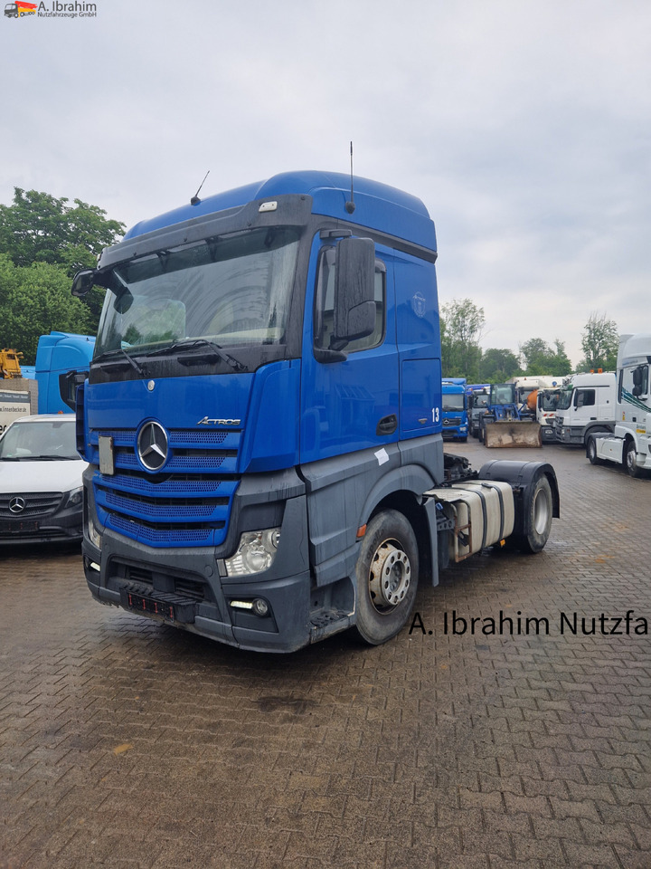 Mercedes-Benz 1845 Retarder Klima, Kühlschrank deutsches Fahrzeug - Tractor unit: picture 1 Mercedes-Benz 1845 Retarder Klima, Kühlschrank deutsches Fahrzeug - Tractor unit: picture 1